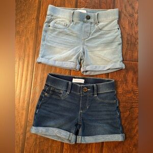 Girls Tommy Bahama Size 8 shorts — 2 pairs